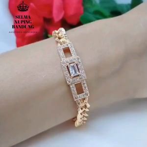 Gelang Rantai Aksesoris Fashion Wanita Cocok Untuk Sehari