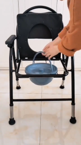 Elderly toilet chair for disabled patients and pregnant women foldable deodorizing toilet stool household toilet Removable Elderly Toilet Commode Chair Toilet For Adult Sale
