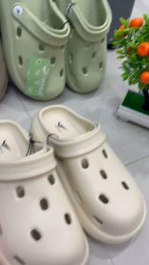 J รองเท้าหัวโต รองเท้าเปิดส้น รองเท้าแตะ รองเท้าผู้หญิง รุ่น SLP 01 -W  มีไซส์ 36-41