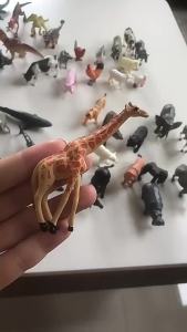 Miniature Realistic Farm Wildlife Dinosaur Toy Model Set in a Round Container