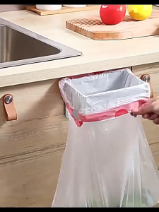 【Daily Suki Store】Foldable Garbage Bag Holder No Drill Wall Mounted & Cabinet Door Trash Bag Rack ABS Plastic Kitchen Bathroom Cabinet Door Organizer
