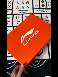 Li Ning Ultra Light V2 Mens Lightweight High Rebound Professional Basketball Shoes（100% Original）ABAT029