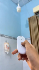 Đui Đèn Điều Khiển Từ Xa E27 Có Hẹn Giờ – Ổ Đui Đèn Remote Không Dây Dùng Hằng Ngày Tiện Lợi