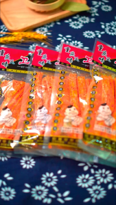 Weilong big gluten 102g spicy strip classic nostalgic food snack