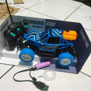 Mainan Mobil Remote Control off-Road Climbing Car Spray Rc Rock Crawler Powerful