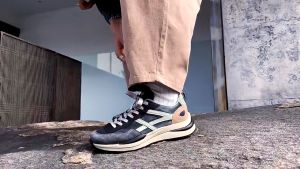 Sepatu Sneakers Pria Sport Import ALPHA Terbaru - Redzeal Sepatu Olahraga Kasual Pria Keren Kekinian