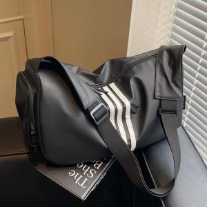 Outdoor Casual Crossbody Bag Wide Strap Single Shoulder Bag Simple Style Spring 2025 New Fashion Brand Womens Dumpling Bag