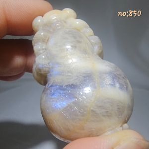 Black Moonstone With Sunstone Pixiu/Sunstone and Moonstone Crystal Pixiu/日月同輝貔貅