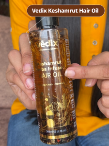 Vedix Keshamrut Herbal Hair Oil with Rosemary Amla & Bhringraj | Nourishing Scalp & Hair Oil for Thicker Stronger Hair | 16+ Herbs (3 * 200ml)