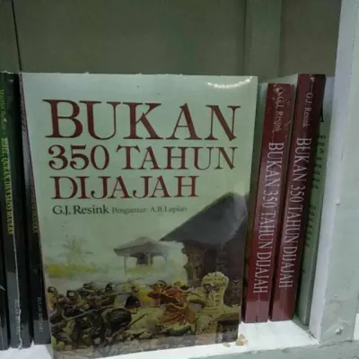 Bukan 350 tahun dijajah