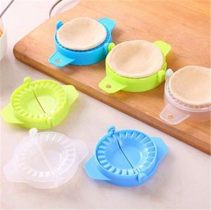 1PCS Dumpling Mold Plastic Kitchen Tool Dumpling Meat Press Pie Cake Mold