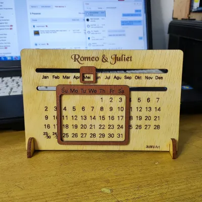 KALENDER SEPANJANG MASA KAYU MODEL B
