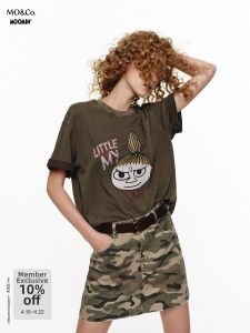 MO&Co. | Cotton Colorful Snowflake T-Shirt