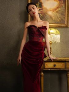 Red Rose Velvet Evening Gown Wedding Dress for Women Customizable Engagement Party Long Skirt Vintage Style mid Waist