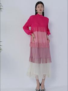 40898 One Size (45-75kg) Pleated Spring Heavy Industry Plus Size Color Matching Tassel Patchwork Long Dress