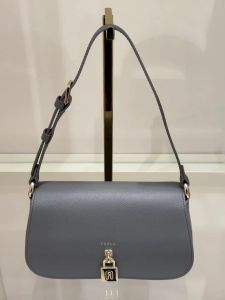 FL Underarm bag Europe and the United States fashion solid color cowhide womens casual hand shoulder commuter bag