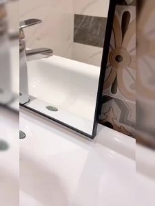 Gương Treo Tường Hiện Đại Cho Phòng Tắm