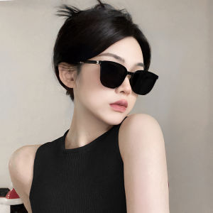 Foldable UVA Protective Sunglasses for Men and Women Stylish Retro Square Frame Polarized Light Blocking Sunshade Elegant and Classic