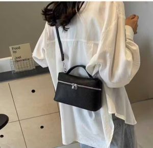 TAS WANITA TAS slempang TERBARU 2025KODE 1622