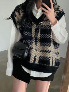 Fashionable Plaid Large V-neck Knitwear Womens Spring 2023 New Outdoor All-Match Sweater Vest Sleeveless Tops