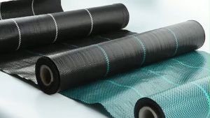 🌱 100GSM Weedmat 100M 200M Weedmat Penutup Tanah Bumi / Penutup Tanah / Pencegah Rumpai 3M 2M Width Weedmat