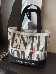 2024 Fashion Personality Canvas Shoulder Bag: A Popular Women's All-Matching Messenger Bag