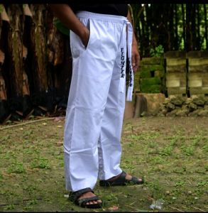 CELANA TAPAK SUCI MERPATI PUTIH SAKRAL PENCAK SILAT PSHT C01