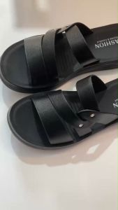 รองเท้าสุขภาพใส่ลำลองหญิงที่ทำจากหนังนิ่มมักจะมีการออกแบบที่รองรับโครงสร้างเท้าได้ดี ช่วยกระจายแรงกดทับและลดความเมื่อยล้า มีพื้นรองเท้าที่ช่วยดูดซับแรงกระแทก