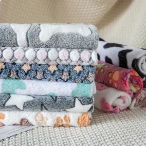 HATELI Dog Blanket Cat Sleep Mat Warm Soft Coral Velvet Bed Mats Puppy Cushion for Small Dogs