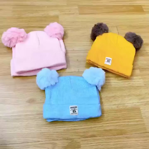 Mũ / Nón Len 2 Quả Bông + Khăn Cổ. Mũ Giữ Ấm Cho Bé từ 2 Tháng Đến 2 Tuổi