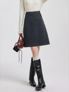 Grey Hip-Concealing Slim Straight Skirt 2026 Fall New Style