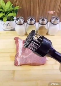 SIÊU TIỆN ÍCH Dụng Cụ Châm Bì Châm Thịt Làm Mềm Thịt Xăm Đâm Bì Chế Biến Thịt Nướng Thịt Rán Quay Da Giòn