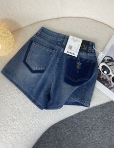 กางเกงขาสั้นผ้ายีนส์เอวสูงทรงหลวมสำหรับฤดูร้อนปี 2025 กางเกงขาสั้นทรงเอเข้ารูปสีบล็อก กางเกงขายาวทรงหลวมสำหรับผู้หญิง