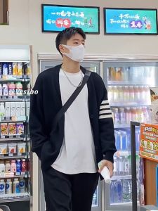 SINRANSINYA丨เสื้อสเวตเตอร์ผู้ชาย-เสื้อแจ็คเก็ตคาร์ดิแกนกันหนาวของผู้ชายเสื้อสเวตเตอร์คู่แบบหลวมและหล่อสไตล์ฮ่องกงเสื้อกันหนาวแบบถัก