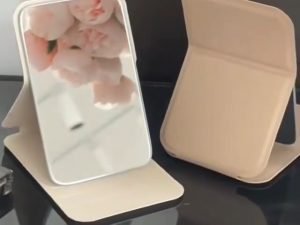 Foldable Mini Makeup Mirror Portable PU Leather Student Dormitory Desktop Standing Cosmetic Mirror 3 Sizes