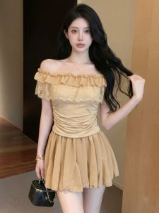 GUZILIAN | French Style Gentle One-shoulder Ruffled T-shirt A-line Skirt Set