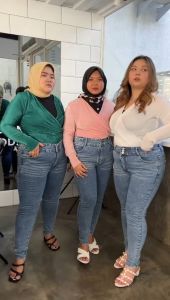 CELANA JEANS WANITA ALMER 3 BUTTON JEANS -SYS CLOTHIER