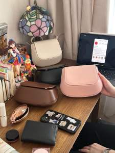 Hagumi Clam Bag - Túi Đeo Chéo Dáng Hộp HAGUMI ( Ouithebrand )