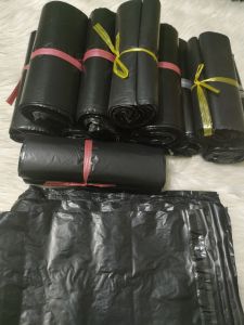 kresek packing lem kuat ukuran 20 x 30 glosy isi 100 lembar