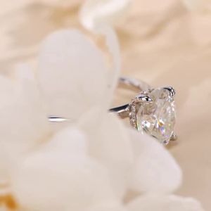 Pretty Beauty 3CT Oval Moissanite Engagement Ring for Women Classic Solitaire Diamond Wedding Band S925 Silver Anniversary Gift