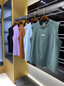 American Retro Style Mens Summer Thin Cool Feeling Casual Versatile Sleeveless Tank Top T-Shirt Breathable Moisture Wicking round Neck