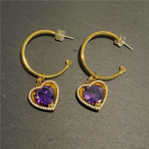 Vintage Heart Shaped Zircon Earrings Womens Fashion Jewelry Elegant Small Batch Design Alloy Gold Plated Fresh out