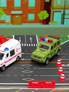 QU RAN | Fire Truck Ambulance Motorcycle Police Car Tank Simulation Model Toy Cars