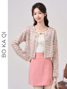 BOKAQI | Áo Sweater Dệt Kim Sọc Cổ Tròn Ngắn Rộng Ren Hoa