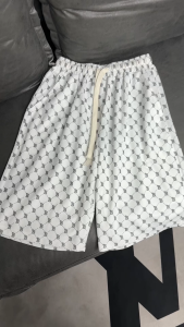 CD HOME กางเกงขาสั้น กางเกงลำลอง แฟชั่นน่ารัก สามารถสวมใส่ได้ทั้งชายหญิง ลวดลายสมัยใหม่ใส่สบายเนื้อผ้าดี  QC-DK8024