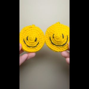 [Có sẵn] Móc khóa mặt cười len cotton milk 125g đáng yêu móc chìa khóa handmade