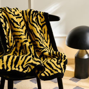INS Fresh Zebra Pattern Half Velvet Blanket Thickening Sofa Cover Single Shawl Blanket Office Nap Blanket