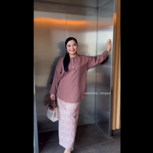 Plus Size (2XL-5XL) Silk Crepe Ironless Half Button Blouse Muslimah (4941)