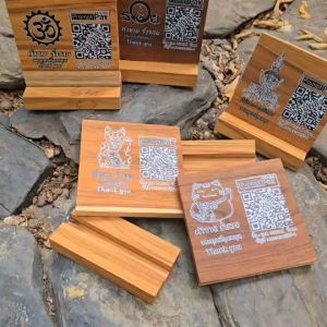ป้ายไม้ คิวอาร์โค้ด คมชัด สแกนง่าย  ขนาด 12X12 ซม. ป้ายตั้ง ป้ายไม้ วัสดุเป็นไม้สัก ป้ายไม้ QR Code