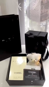 Hộp quà tặng nước hoa Nước Hoa Nam Chanel Allure Edition Blanche EDP 100ml_ Tự tin lôi cuốn nam tính